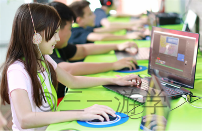 領尋-華盛頓大學7-17歲編程機器人游戲開發前沿科技夏校 游戲設計與開發的創新啟航